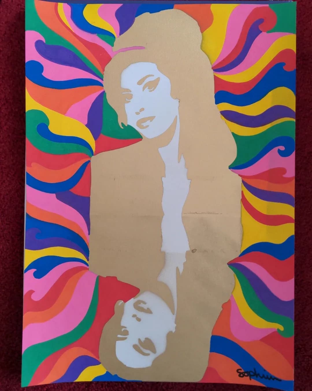 Golden Amey-Amy Winehouse Gold Spray Paint thumbnail-0